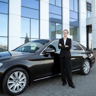 Why Choose a Limousine Service in Singapore for Special Occasions