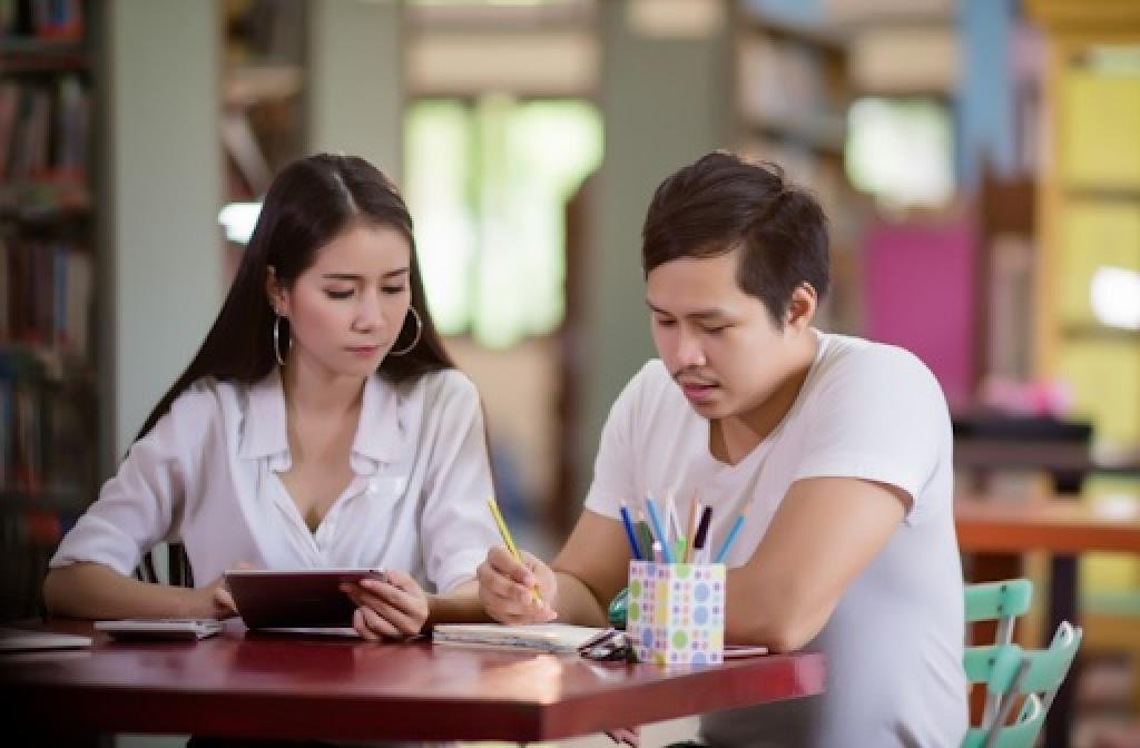 Understanding the Role of EAL Curriculum in Modern Education