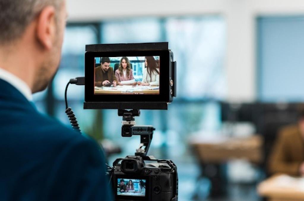 Corporate Video Production in Singapore: How to Make Your Brand Stand Out