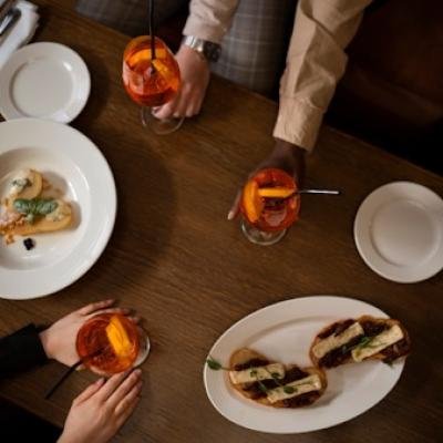 Exploring the Rise of Casual Fine Dining: A Modern Gastronomic Journey