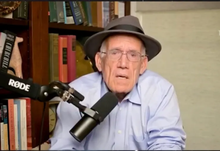 Victor Davis Hanson Biography